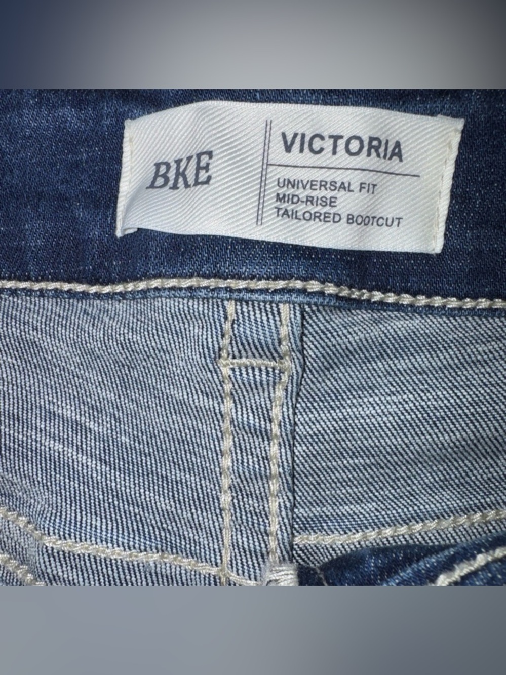 BKE Victoria Universal Fit Boot Mid Rise Jeans Size 32x31.5 (Fit 35x31.5) - Picture 4 of 8